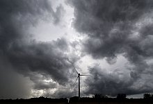 Gewitter in Niedersachsen - dpa