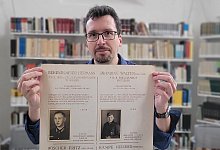 Marcel Oeben mit Ehrenbuch - Katrin Kantelberg