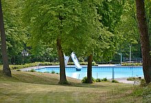 Die Gr&uuml;nen k&ouml;nnen sich gut vorstellen, dass der Betrieb des Freibades von einem F&ouml;rderverein mit unterst&uuml;tzt wird. - Karin Prignitz