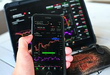 Betrug per Smartphone? - Janet König