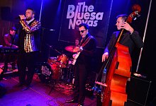 Bluesanovas - Nicole Ellerbrake