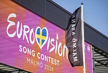 MALM&Ouml;, SVERIGE 20240425 Eurovison banderoll utanf&ouml;r Malm&ouml; Arena p&aring;... - picture alliance / TT NYHETSBYR&Aring;N | Johan Nilsson/TT