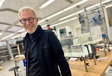 Unternehmer Roland Damann f&uuml;hlt sich mit seinem Start-up Microbubbles pudelwohl. Geforscht wird in den R&auml;umen des fr&uuml;heren Bad Lippspringer Post-Zustellzentrums. - Jens Reddeker