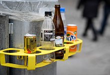 KINA - Hilfe für Flaschensammler - David Ebener/dpa