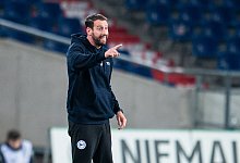 23.10.2024 - Fußball, 2024/2025, 3. Liga, 11. Spieltag, Hannover 96 II - DSC Arminia Bielefeld: Mitch, Michel Kniat (Tra - IMAGO/Noah Wedel