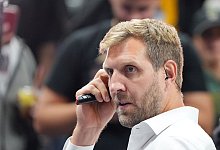 Soll in Berlin als Gast gemeinsam mit Moderatorin Laura Papendick bei RTL auf das Halbfinale gegen Spanien einstimmen. - Soeren Stache/dpa