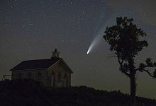 Gut sichtbarer Komet - Foto: Travis Heying/The Wichita Eagle/AP/dpa