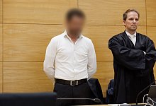 Beginn Prozess um gewaltsamen Tod eines ehemaligen Profiboxers - Friso Gentsch/dpa