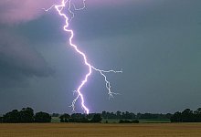 Unwetter - Patrick Pleul/dpa