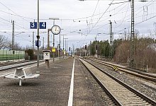 bahnsteig - picture alliance