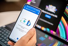 So kommen Windows-PC und Android-Handy zusammen - Foto: Zacharie Scheurer/dpa-tmn