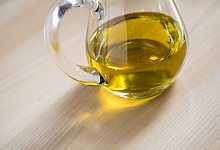 Oliven&ouml;l - Foto: Christin Klose/dpa-tmn