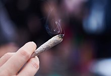 Cannabis-Joint - Annette Riedl/dpa