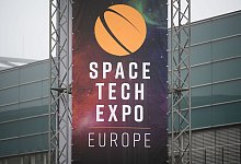 Raumfahrt-Fachmesse in Bremen - Mohssen Assanimoghaddam/dpa