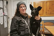 GetAttachmentThumbnail - Sylvia Frevert