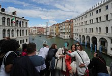 Venedig verdoppelt Eintrittspreis f&uuml;r Tagestouristen - Antonio Calanni/AP/dpa