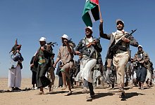 Huthi-K&auml;mpfer - Uncredited/AP/dpa