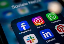 Meta Dienste auf einem Smartphone - Zacharie Scheurer/dpa-tmn