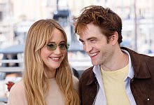 Jennifer Lawrence und Robert Pattinson - Joel C Ryan/Invision/AP/dpa