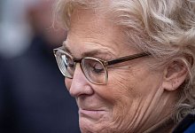 Verteidigungsministerin Lambrecht - Jens B&uuml;ttner/dpa