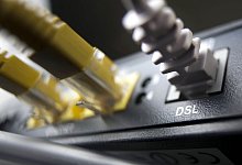 Kabel-Router - Foto: Frank Rumpenhorst/dpa