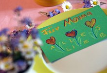 Zum Muttertag - Foto: Karl-Josef Hildenbrand