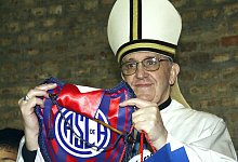 Lieblingsverein des Papstes möchte Stadion nach ihm benennen - picture alliance / dpa