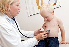 Herzprobleme k&ouml;nnen fr&uuml;hzeitig entdeckt werden - Foto: Bodo Marks/dpa-tmn