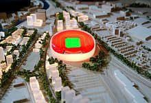 Manchester United stellt Modell für möglichen Stadion-Neubau vor - Peter Byrne/PA Wire/dpa