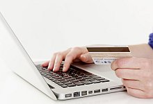 Kartenzahlung mit Zwei-Faktor-Methode - Foto: Monique W&uuml;stenhagen