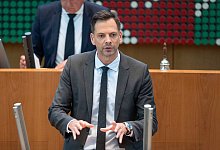 92. Sitzung des Landtags Nordrhein-Westfalen - imago/Sven Simon