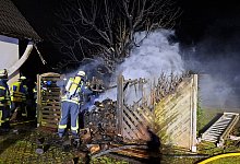 Feuer in Gartenlaube - Freiwillige Feuerwehr Lemgo