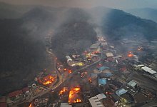 Waldbr&auml;nde in S&uuml;dkorea - Yoon Gwan-shick/Yonhap via AP/dpa