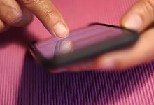 Freizeit-Monitor - Smartphone - Karl-Josef Hildenbrand/dpa