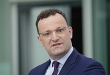 Spahn zur Corona-Pandemie - Foto: Michael Kappeler/dpa