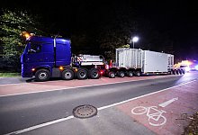 Leerer Castor-Behälter auf Probefahrt - David Young/dpa