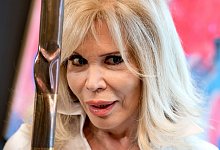 Amanda Lear - picture alliance / dpa