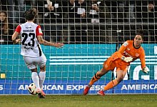 Torhüterin Charlotte Voll - Arne Dedert/dpa