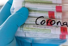 Corona-Tests - Foto: Hendrik Schmidt/dpa-Zentralbild/ZB