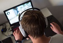 Computerspielen - Lino Mirgeler/dpa