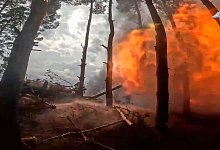 Ukraine-Krieg - russische Haubitze Giatsint-B - Uncredited/Russian Defense Ministry Press Service/AP/dpa