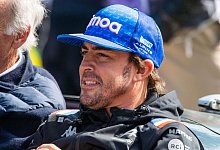 Hat sich bei Lewis Hamilton f&uuml;r seinen Ausraster beim Rennen in Belgien entschuldigt: Fernando Alonso. - Jonas Roosens/BELGA/dpa