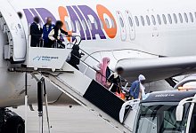 EU-Resettlement-Flug aus Kairo in Hannover gelandet - Michael Matthey/dpa