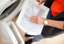 Flusensieb eines W&auml;schetrockners - Foto: Christin Klose/dpa-tmn