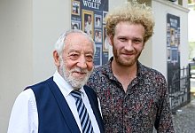 Dieter Hallervorden und Sohn Johannes - Foto: Jens Kalaene/dpa-Zentralbild/dpa