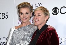 Portia de Rossi und Ellen DeGeneres - Jordan Strauss/Invision/AP/dpa