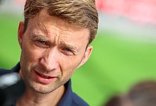 Bayer Leverkusen trennt sich von Trainer ten Hag - Christoph Reichwein/dpa