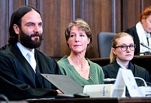 Prozess wegen mutmaßlicher Kindesentführung - Daniel Bockwoldt/dpa Pool/dpa