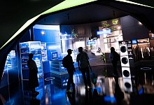 Videoinstallation mit Produkten auf der IFA - Sebastian Gollnow/dpa/dpa-tmn