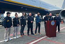 FBI-Direktor Kash Patel spricht auf einer Pressekonferenz - Amy Taxin/AP/dpa